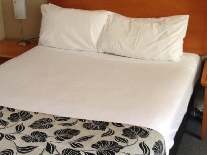 ฟรอนเทียร์ โฮเต็ล ดาร์วิน Hotel ภายนอก รูปภาพ