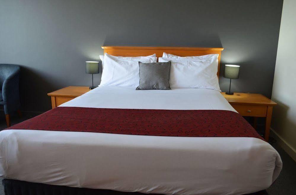 ฟรอนเทียร์ โฮเต็ล ดาร์วิน Hotel ภายนอก รูปภาพ